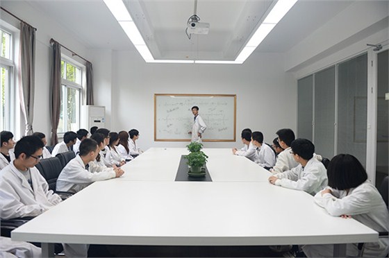團隊開會中